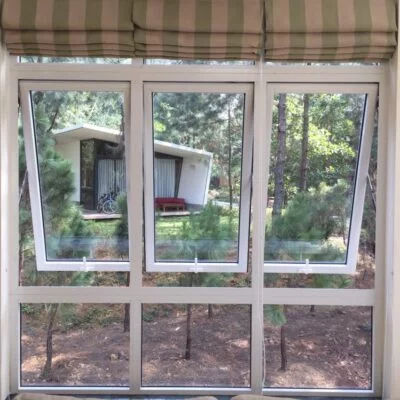 Cửa sổ mở hất