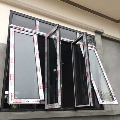 Cửa sổ mở quay 4 cánh